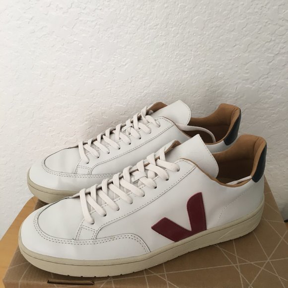 Veja Other - Veja Men's V-10 Sneakers